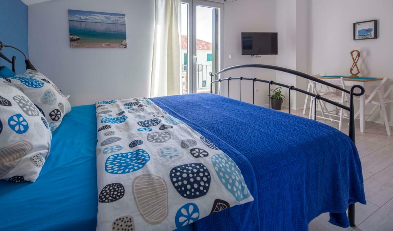 Apartments Denis Makarska Eksteriør billede