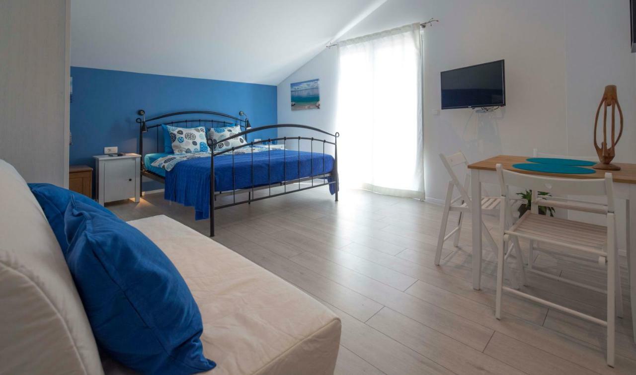 Apartments Denis Makarska Eksteriør billede