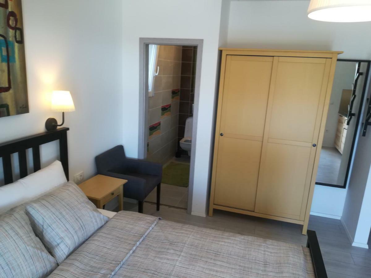 Apartments Denis Makarska Eksteriør billede